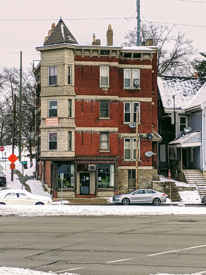Horace Sudduth and Black Tenement Housing on Walnut Hills Walnut